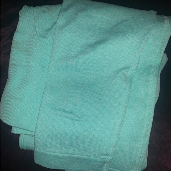 BRAND NEW Women’s gym tights - Picture 3 of 5